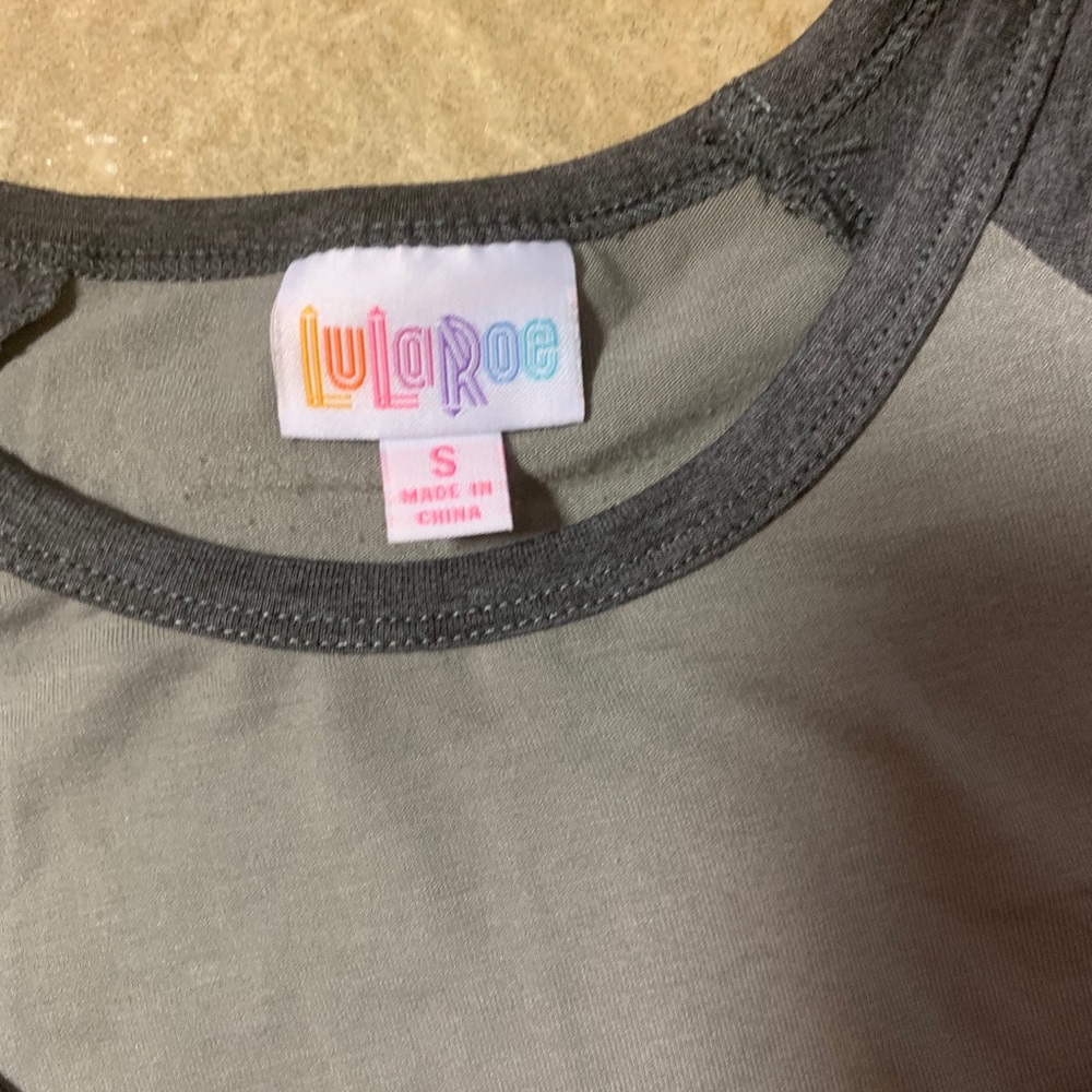 LulaRoe Randy - Picture 2 of 2